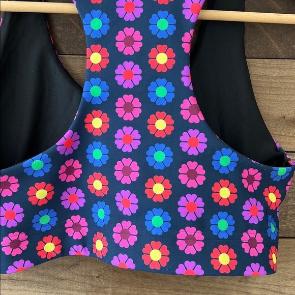 Terez Women's Racerback Sports Bra in Heart Floral Print Size Large - Picture 6 of 8